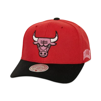 Mitchell & Ness x BLACKPINK Bulls Snapback "Red"