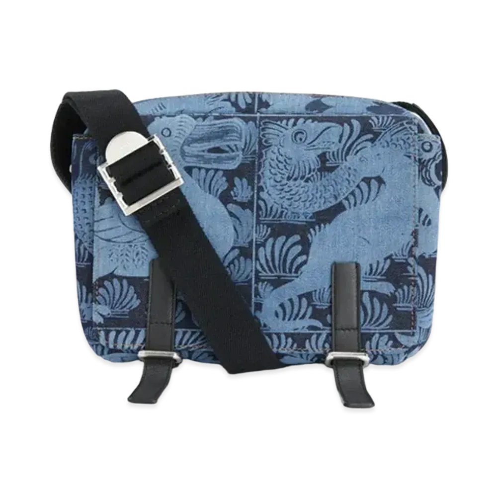 LOEWE William De Morgan Military Messenger
