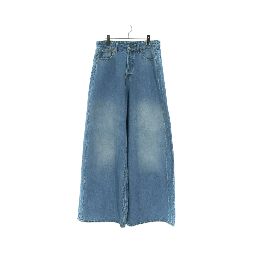 VETEMENTS Washed Big Shape Denim Pants "Blue" UE64PA140X