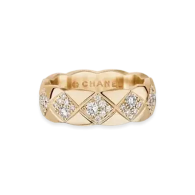 CHANEL Coco Crush Ring Quilted Motif Small Version 18K Diamonds "Beige Gold"