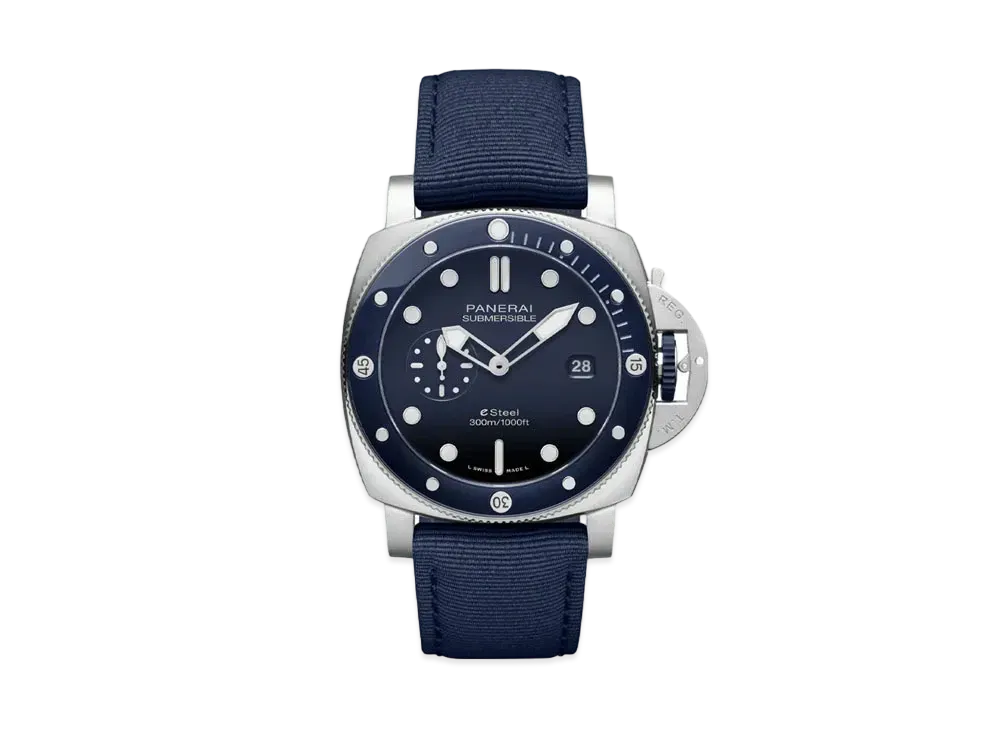 PANERAI Submersible QuarantaQuattro ESteel Blu Profondo