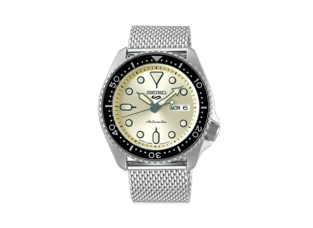 SEIKO 5 Sports Suits Style SBSA067