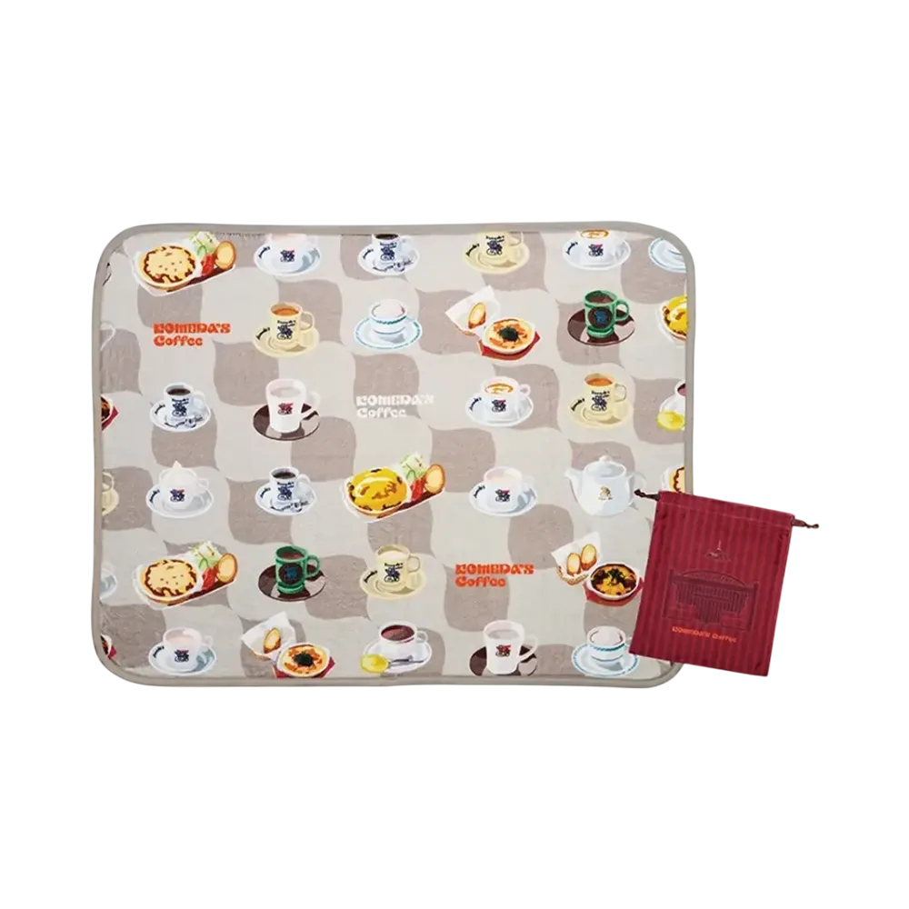 BANDAI "Ichiban Kuji" -Komeda's Coffee Shop ~A Heartwarming Moment~- B Prize Warm blanket with case