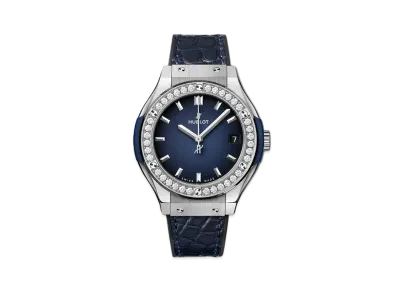 HUBLOT Classic Fusion Titanium Deep Blue Diamonds 33mm