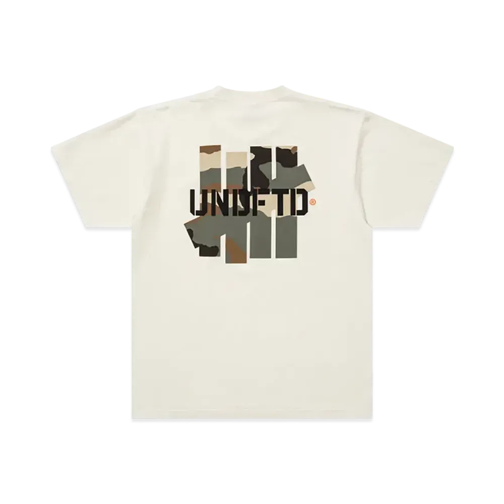UNDEFEATED Woodland Icon S/S Tee "Off White"