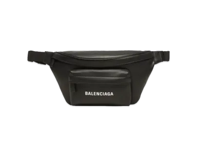 BALENCIAGA Everyday Beltbag "Black"