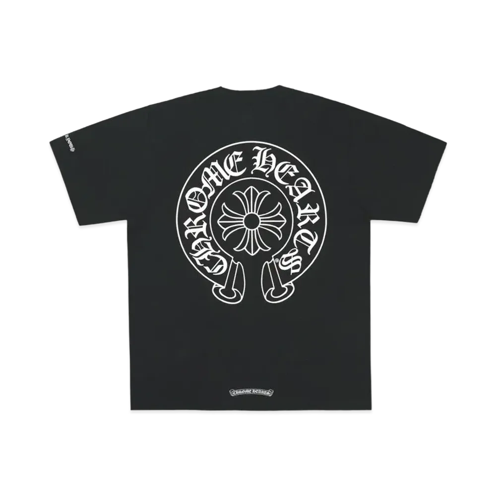 クロムハーツ ホースシュー ロゴ ポケット Tシャツ ファックユー スリーブ "ブラック"