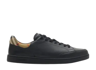 Burberry Sneakers "Black"