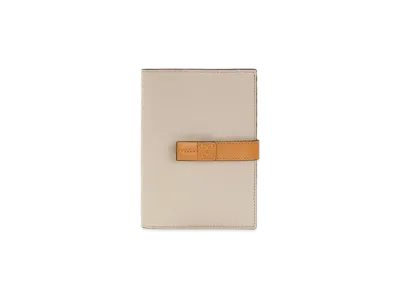 LOEWE Medium Vertical Wallet In Grained Calfskin "Light Oat / Honey"