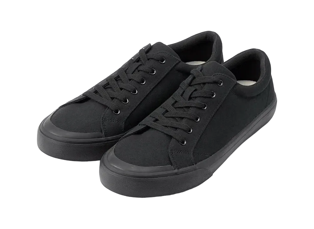 GU Canvas Sneakers "Black/Black"