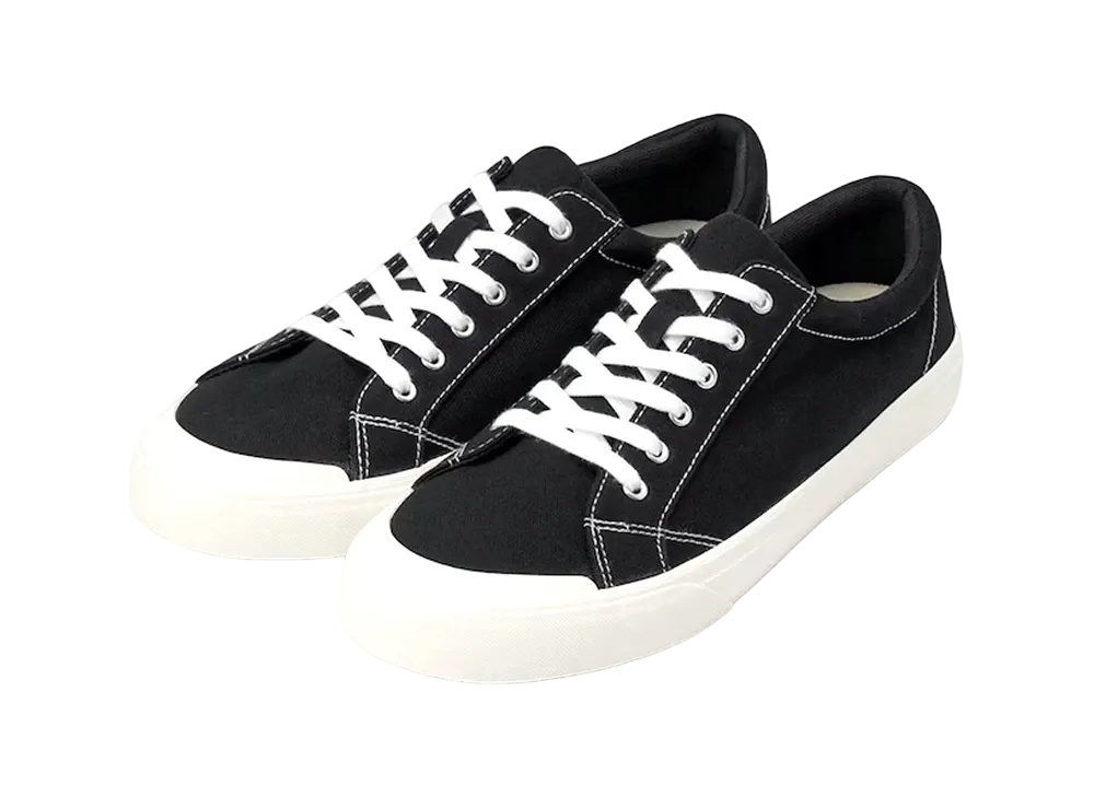 GU Canvas Sneakers "Black"