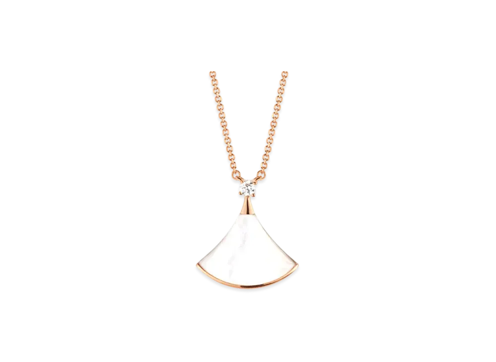 BVLGARI Divas' Dream Necklace With Diamonds and Mother of Pearl "Pink Gold"