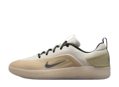 Nike SB Zoom Nyjah 4 "Desert Khaki/Light Orewood Brown"