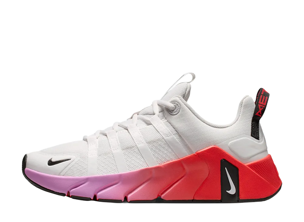 ナイキ ウィメンズ フリー メトコン7 "プラチナムティント/ライトマゼンタ"