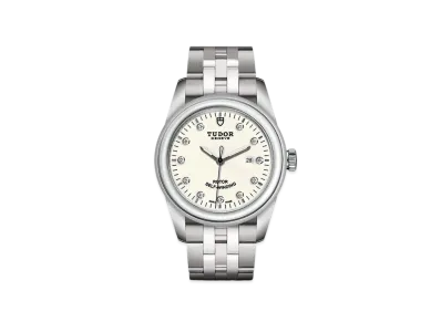 TUDOR GLAMOUR DATE