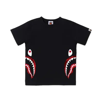 A BATHING APE Kids Color Camo Side Shark Tee "Black/Red"
