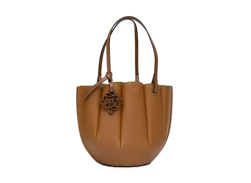 LOEWE Small Shell Tote Bag In Classic Calfskin "Tan"