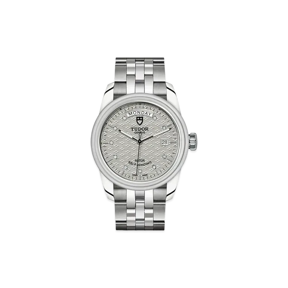 TUDOR GLAMOUR DATE + DAY
