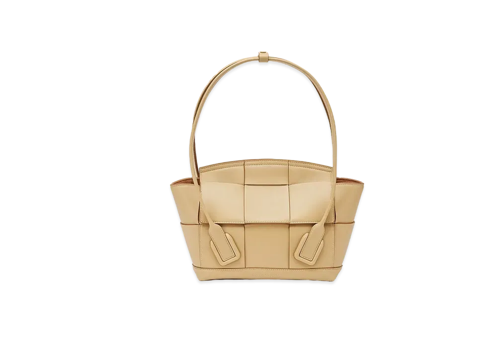 Bottega Veneta Arco "Tapioca"