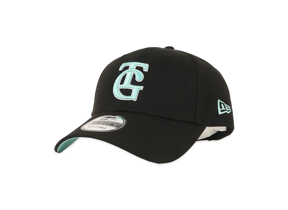 NEW ERA x Tiffany & Co. x Yomiuri Giants 9Forty "Black/Tiffany Blue"