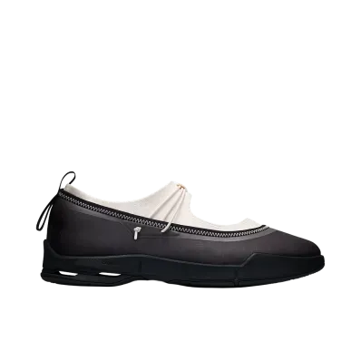 On Women's Cloudnova Moon Mary Jane "Black/Ivory"