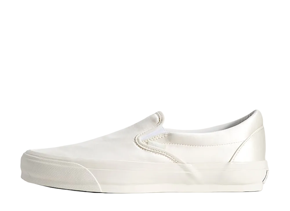 Vans Premium Classic Slip-On "Egret White"