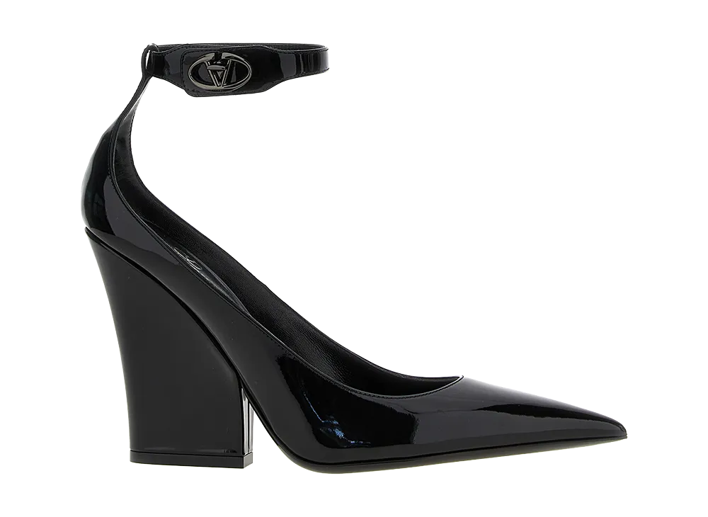 Valentino Garavani Women's vlogo Locker Pumps "Black"