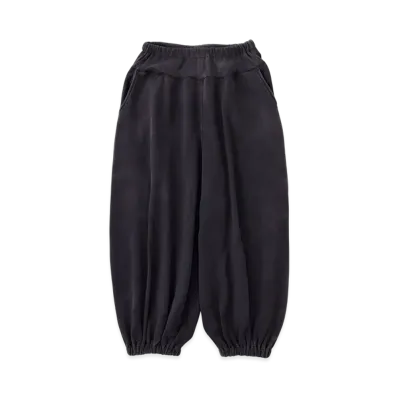 NICENESS Zoom Distressed Sweat Zouave Pants "Black"