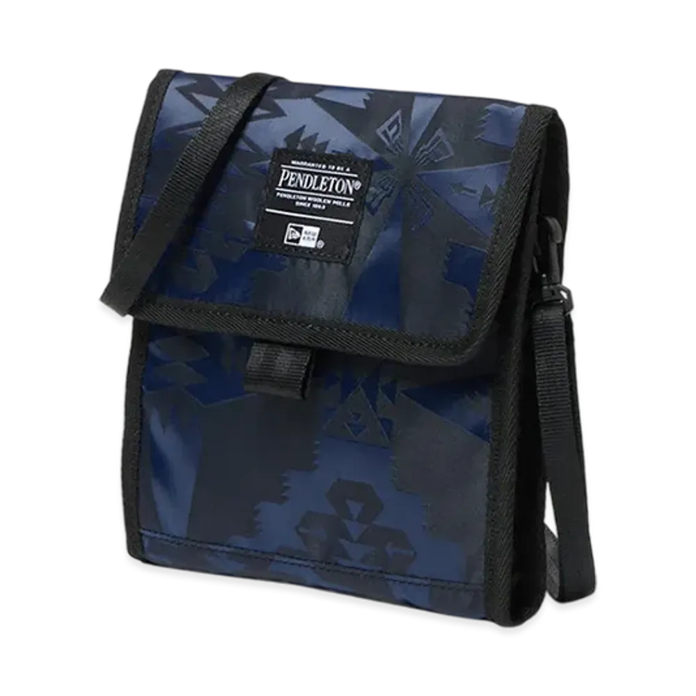 NEW ERA x Pendleton Square Neck Pouch 0.5L "Navy"