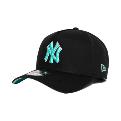 NEW ERA NY Yankees Raiders Aqua Void 9Forty A-Frame Snapback "Black"