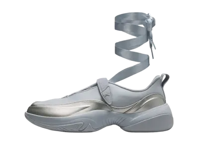 Nike Women's Jordan Pointe "Metallic Silver/Smoke Grey"