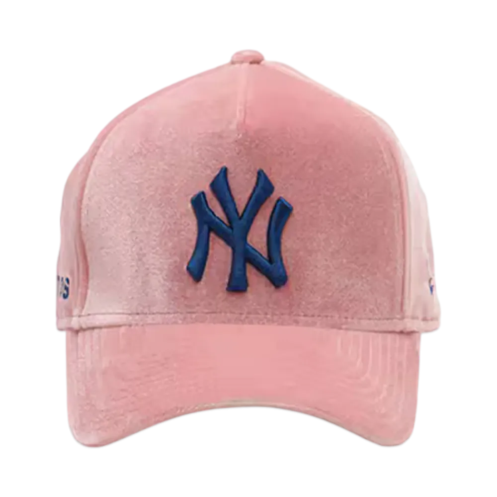atmos x NEW ERA Exclusive 9FORTY New York Yankees Velvet "Pink"