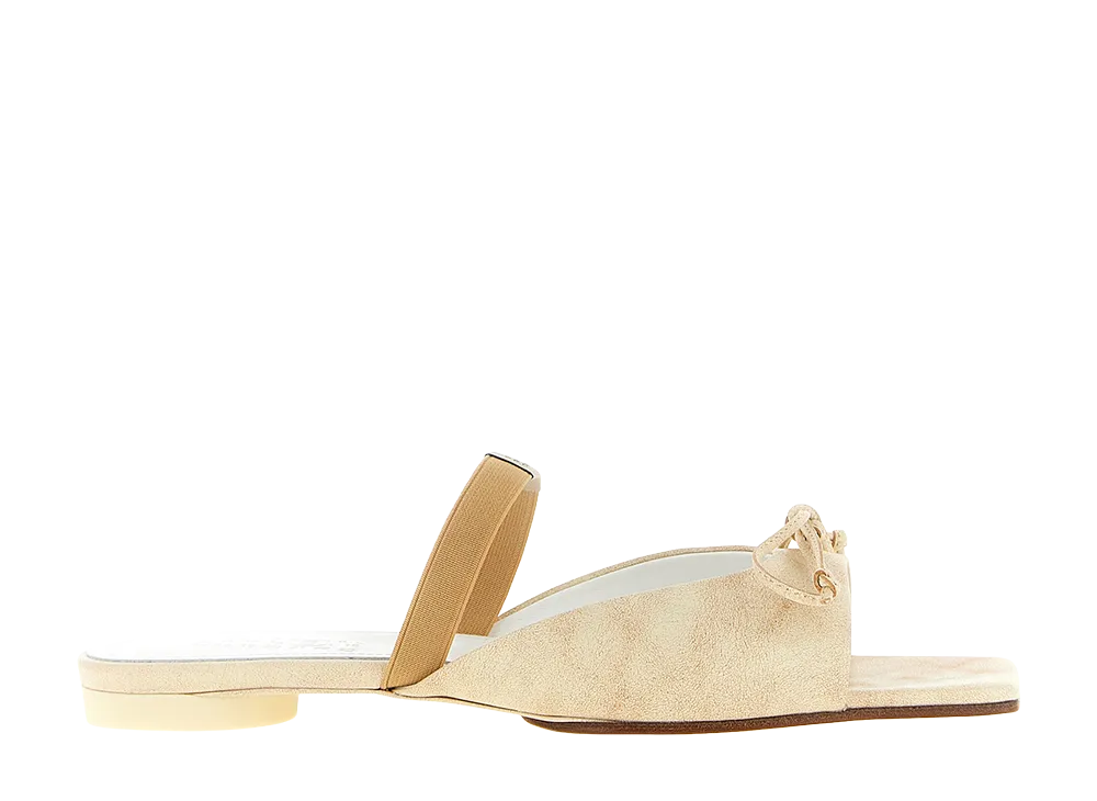 MM6 Maison Margiela Women's Square Toe Bow Detail Leather Sandals "Alabaster"