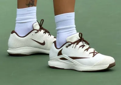 海外9/4発売|Travis Scott × Nike Zoom Vapor 12 HC SP "Pale Ivory/Cacao Wow"|抽選/販売/定価情報