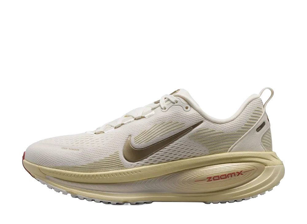 Nike Women's Vomero 18 "Sail/Metallic Gold Grain"