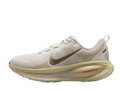 Nike Women's Vomero 18 "Sail/Metallic Gold Grain"