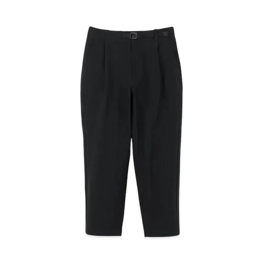 Goldwin One Tuck Tapered Ankle Pants (Unisex) "Black"