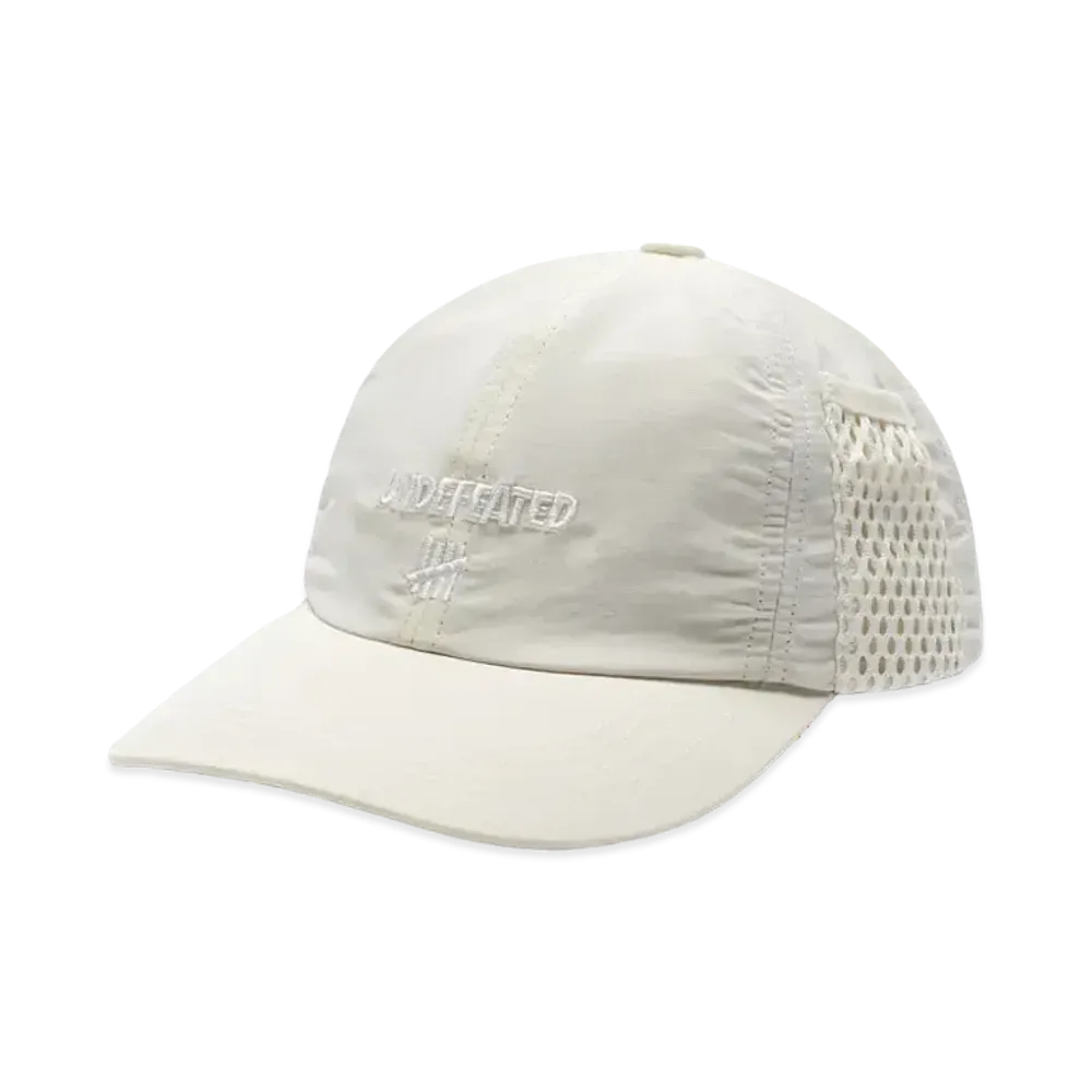 UNDEFEATED Mesh Pocket Strapback "Off White"