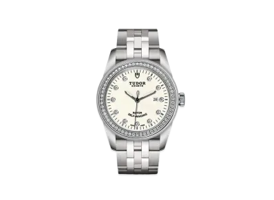 TUDOR GLAMOUR DATE