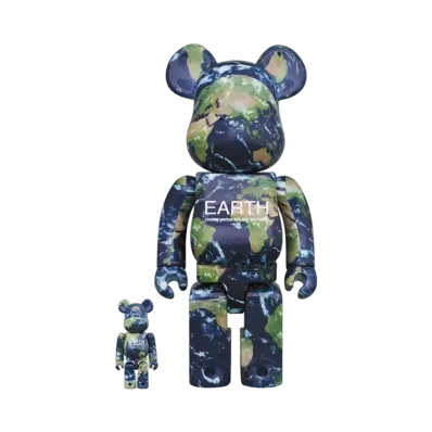 Bearbrick EARTH 100% & 400%