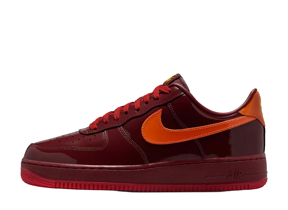 ナイキ エアフォース1 ロー パテントレザー "ダークチームレッド/セーフティオレンジ"