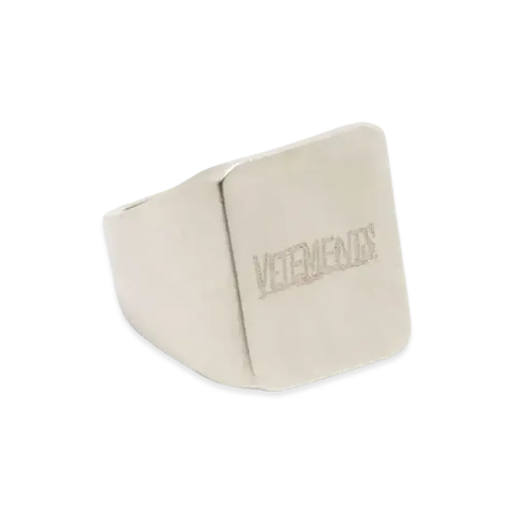 VETEMENTS Angrive Logo Signet Ring "Silver"