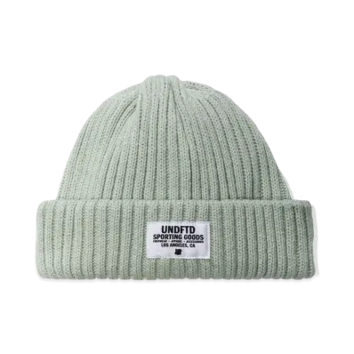 UNDEFEATED Sporting Goods Beanie "Light Green"