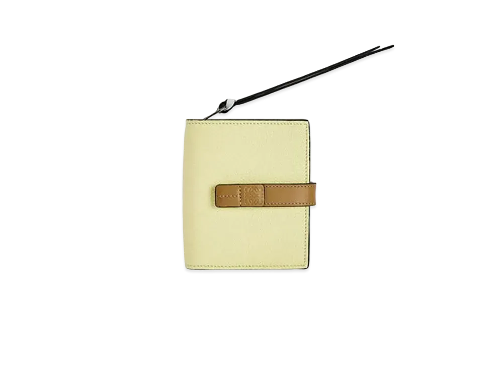 LOEWE ロエベ コンパクトジップウォレット ライトオーツ × ハニー財布
