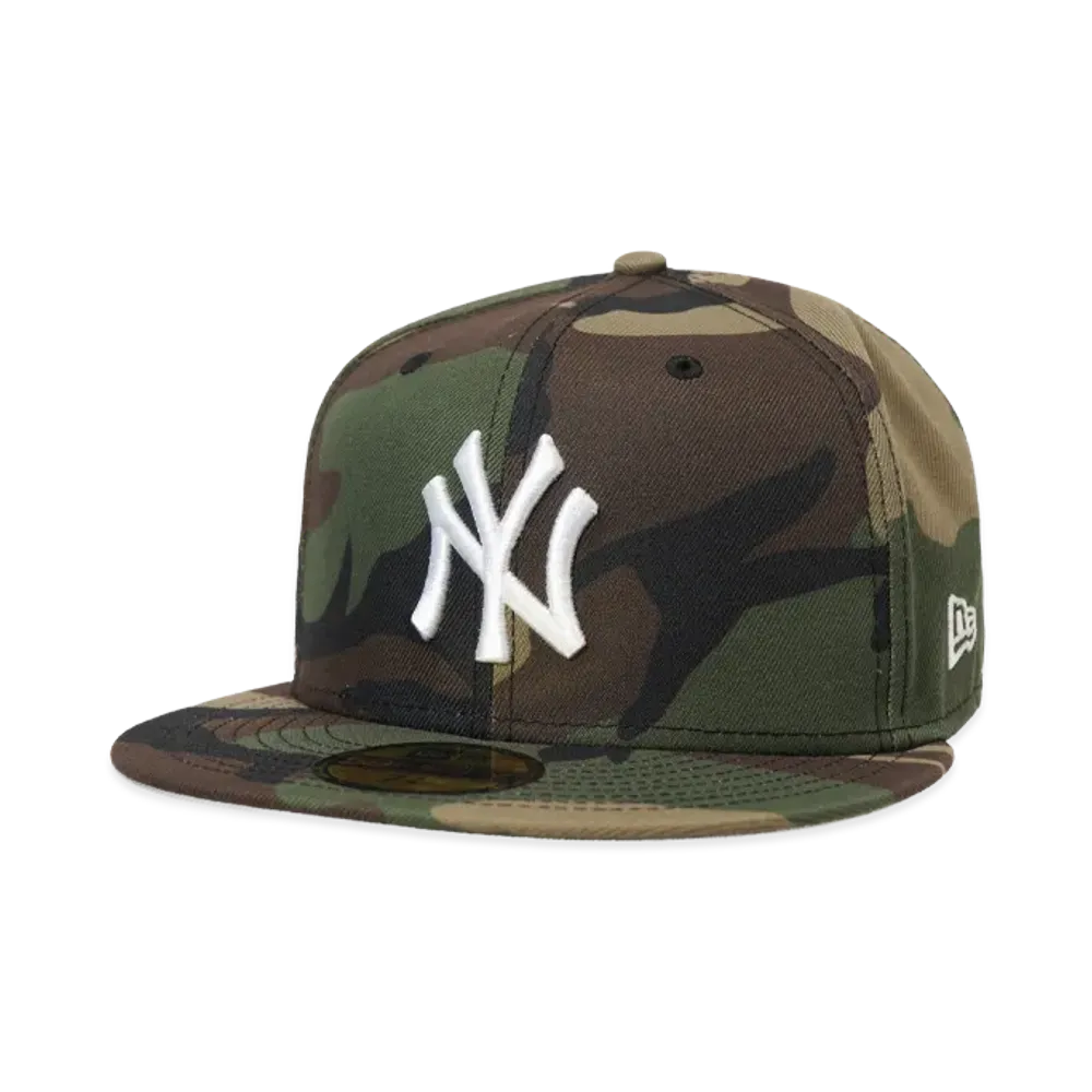 Supreme x New York Yankees New Era "Woodland Camo"