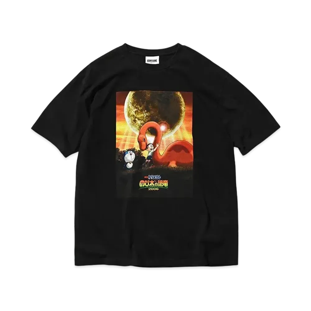 HOME GAME 映画ドラえもん \ 2006 のび太の恐竜2006TEE "BLACK"