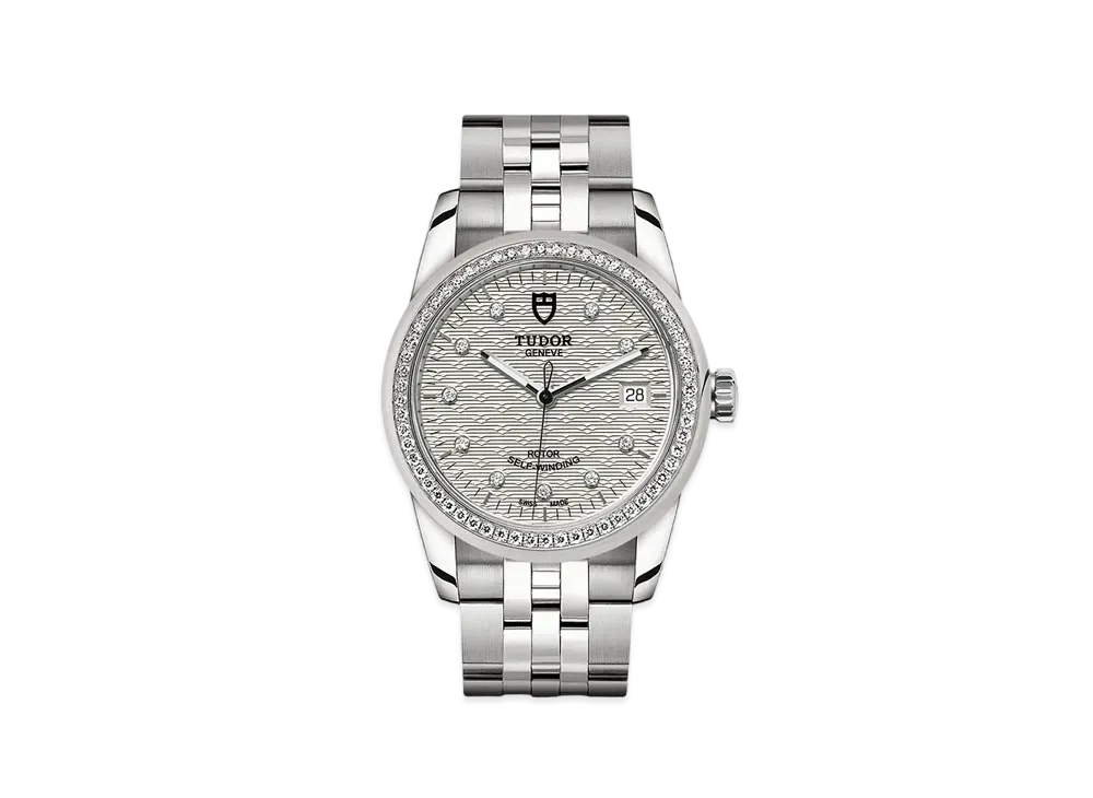 TUDOR GLAMOUR DATE