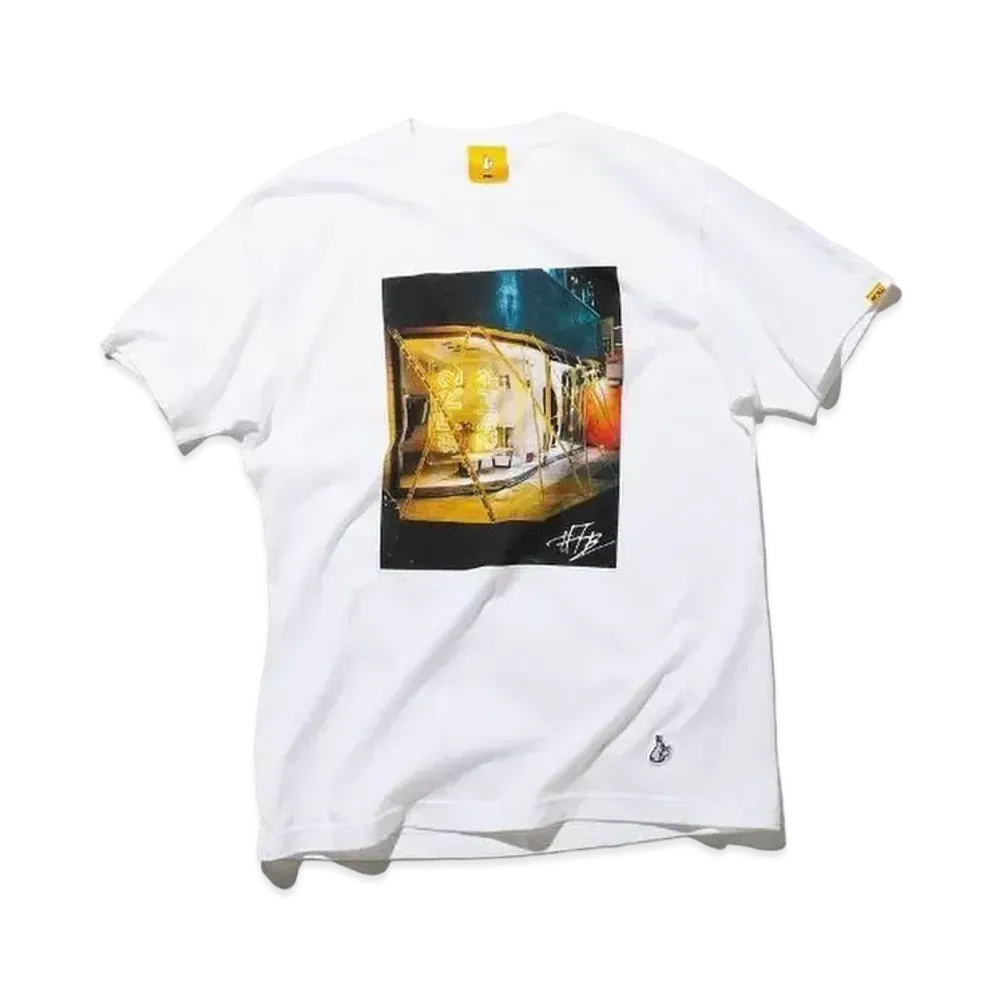 FR2 HARAJUKU Exclusive 6th anniversary Limited Photo T-shirt "White"