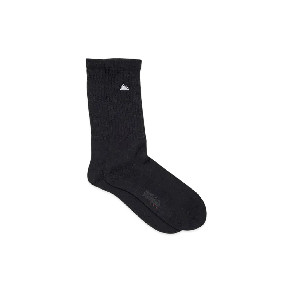 FIRST DOWN Plain Crew Logo Socks "Black"