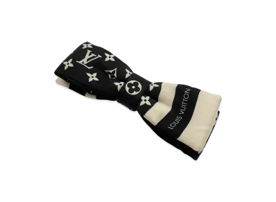 Louis Vuitton Monogram Silhouette Hair Clip "Black"
